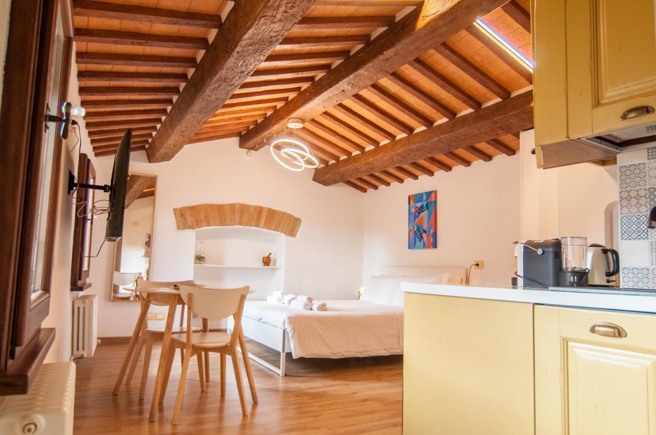 Umbrian Concierge - La Casa Dei Pellari Hotel Perugia Exterior foto